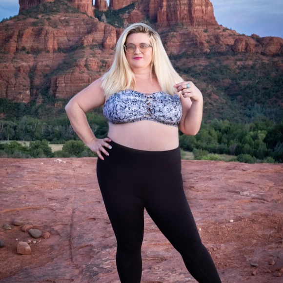 Meet your Posher, Amie - Picture 3 of 15